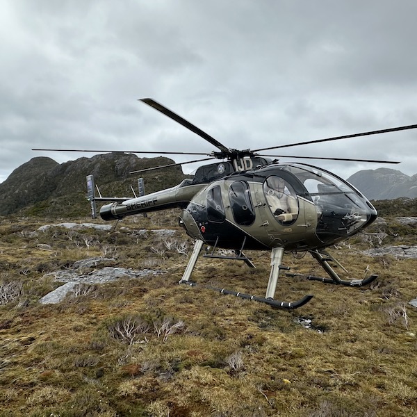 Helicopter IJD landed on the Fiordland Highlands